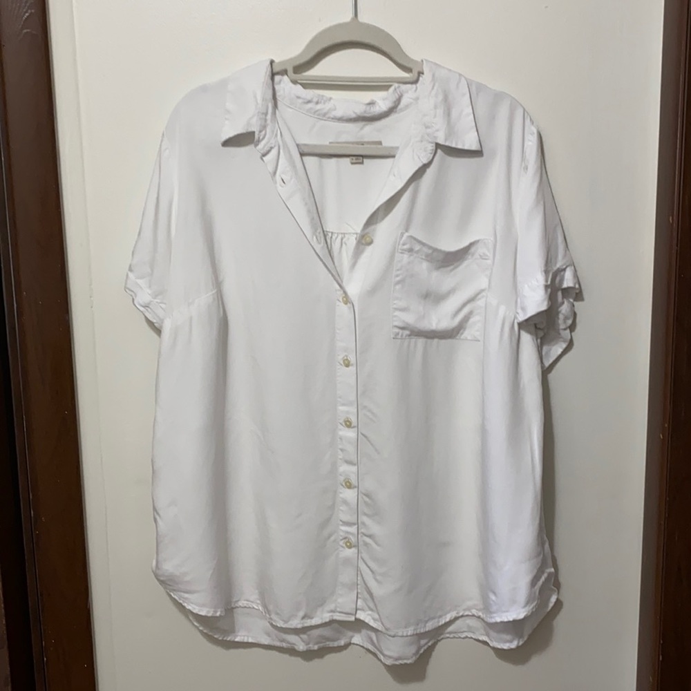 Loft Plus white Blouse